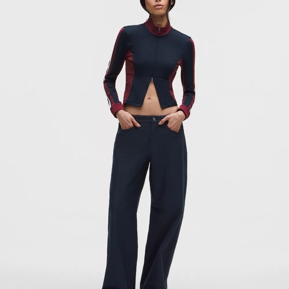 lululemon athletica Pants - Lululemon EasyFive Low-Rise Classic-Wide Pant Regular 28 True Navy NWT